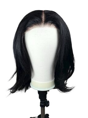 UNICE Layered Yaki Human Hair Straight Bob 14 Inch Glueless Wig